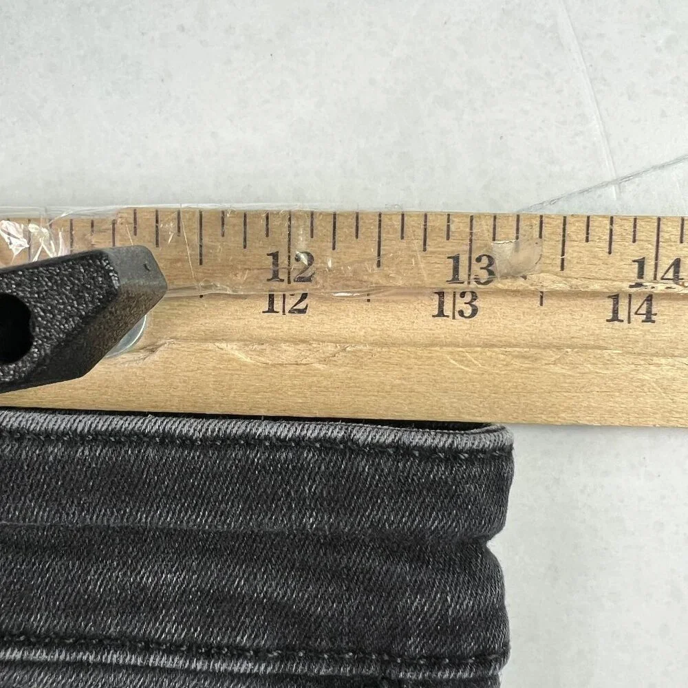 Free People Jeans Women's 26x30* Flare Skinny Black Raw Split Hem Denim Tag 27R